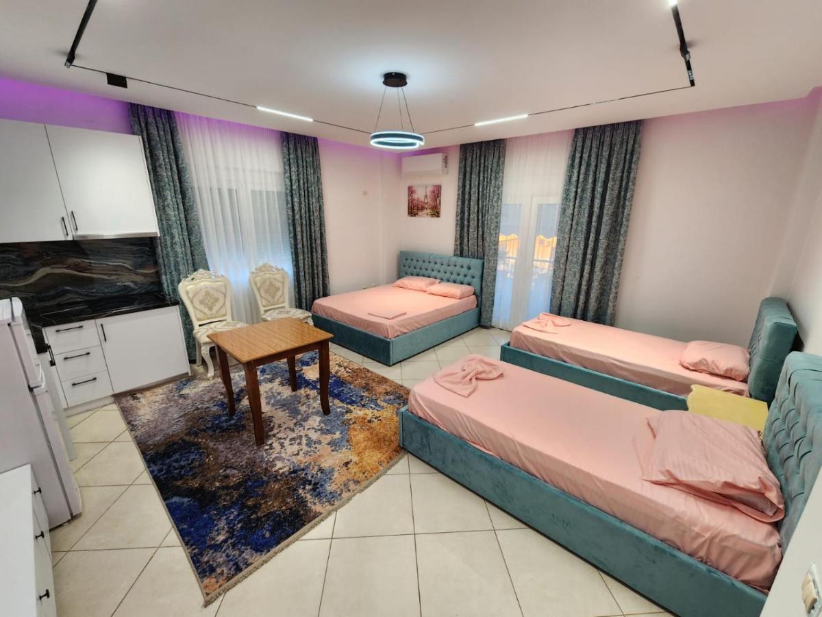 Tirana Class House المظهر الخارجي الصورة